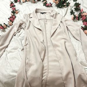 VERA WANG TRENCH COAT 🧥